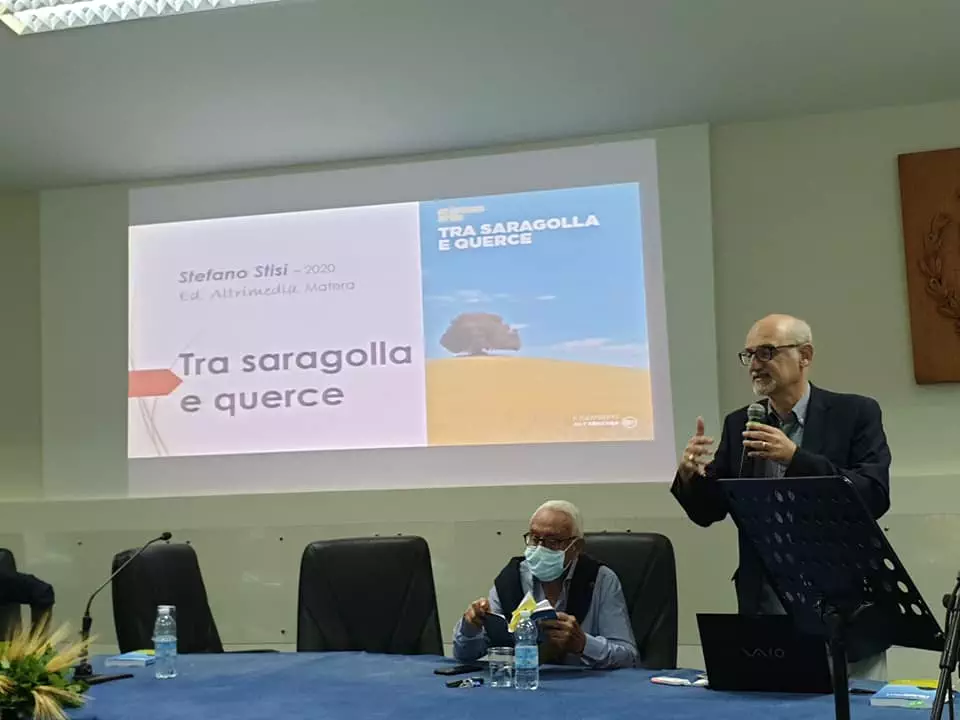 Bagno di folla a San Marco dei Cavoti per l'anteprima nazionale del romanzo Bagno di folla a San Marco dei Cavoti per l'anteprima nazionale del romanzo